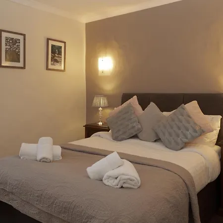 Inn The Wheatsheaf Carperby