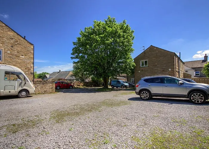 The Wheatsheaf Carperby