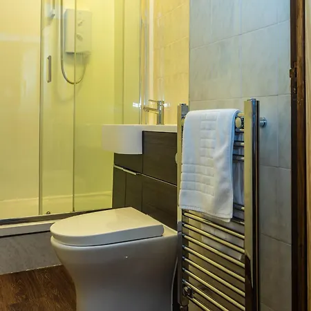 The Wheatsheaf Carperby