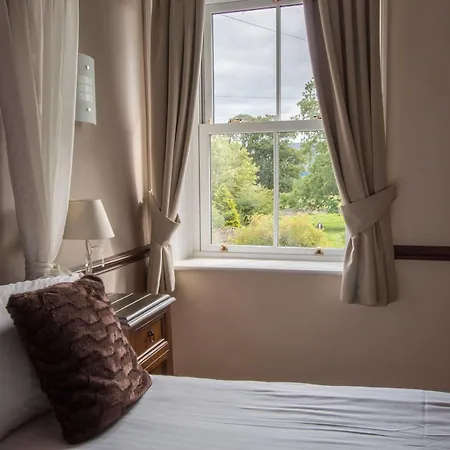 The Wheatsheaf Carperby